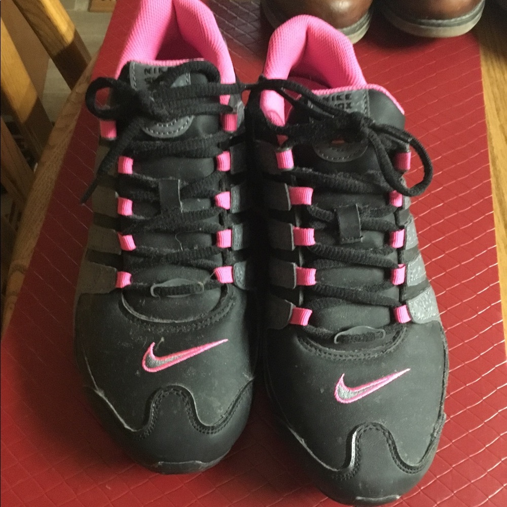 Women’s shoes